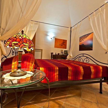 - B&B "Centro Antico" - Неаполь Экстерьер фото