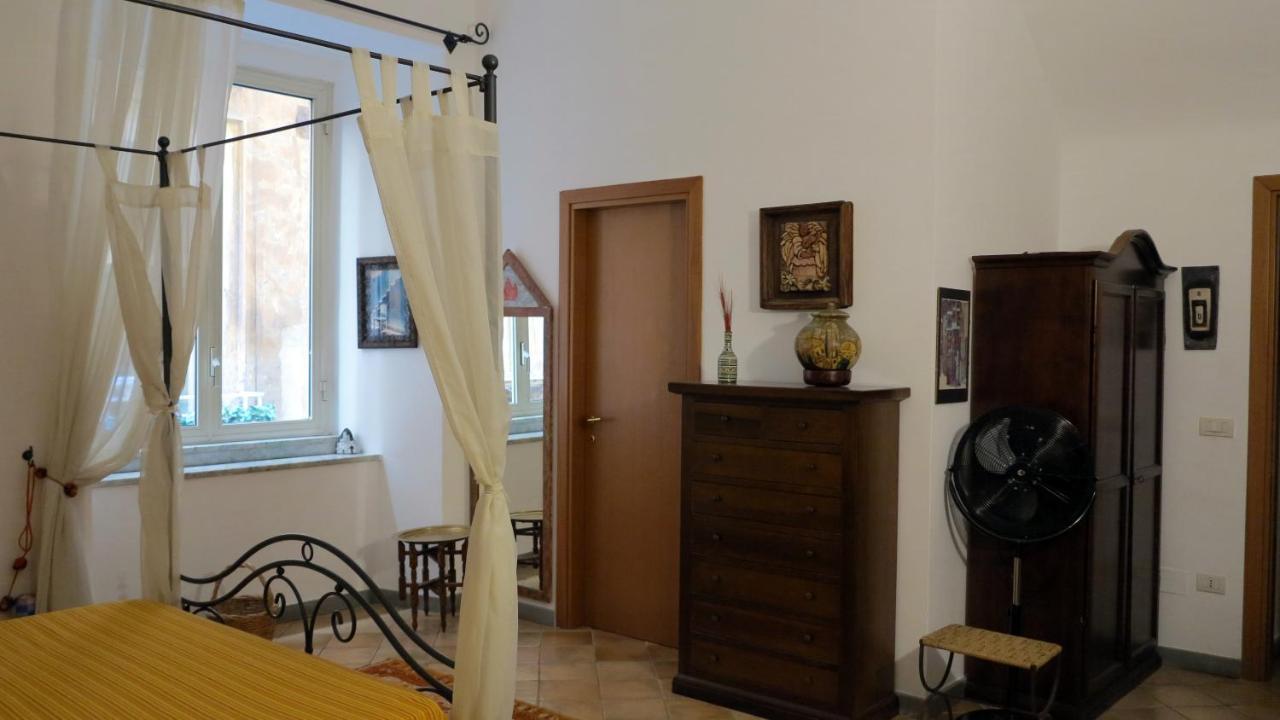 - B&B "Centro Antico" - Неаполь Экстерьер фото